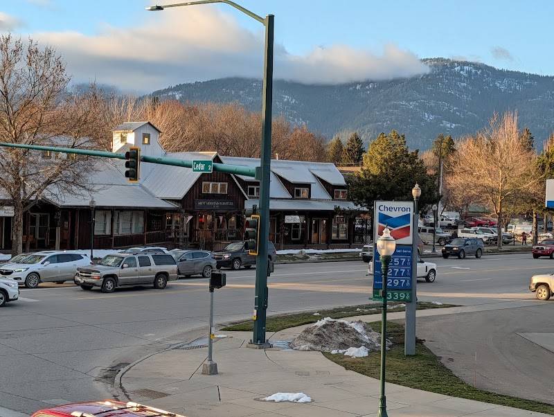Sandpoint Hotel & Suites